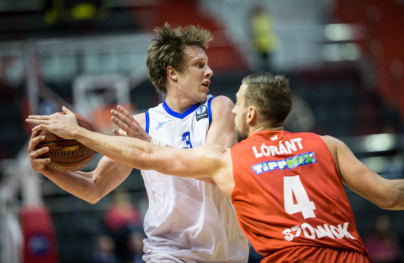 Кубок Европы  2014/2015, «Зенит» — «Сольноки Олай»