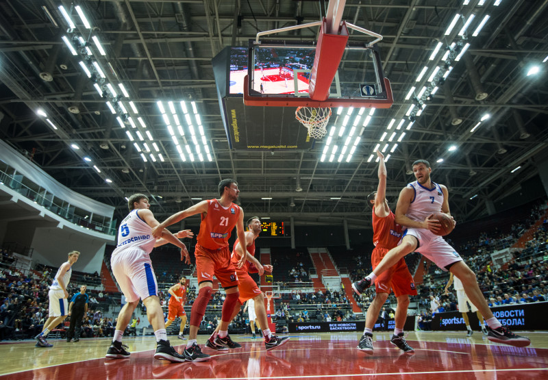Кубок Европы  2014/2015, «Зенит» — «Сольноки Олай»
