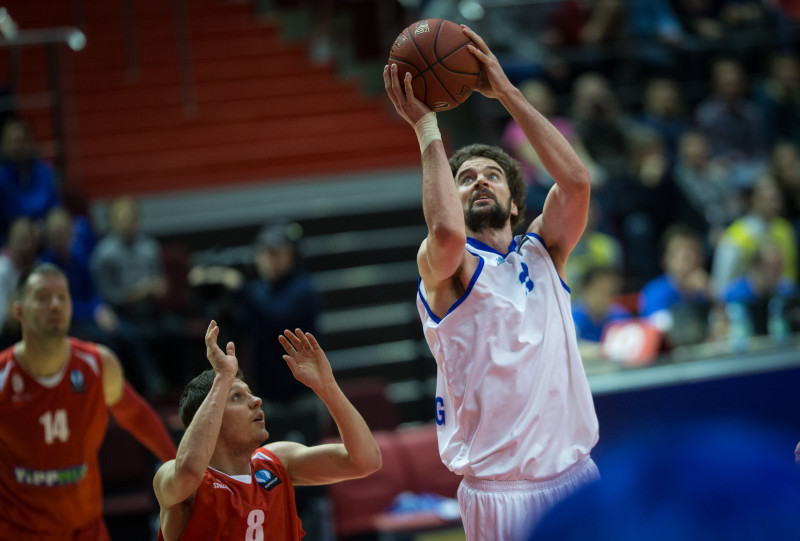 Кубок Европы  2014/2015, «Зенит» — «Сольноки Олай»