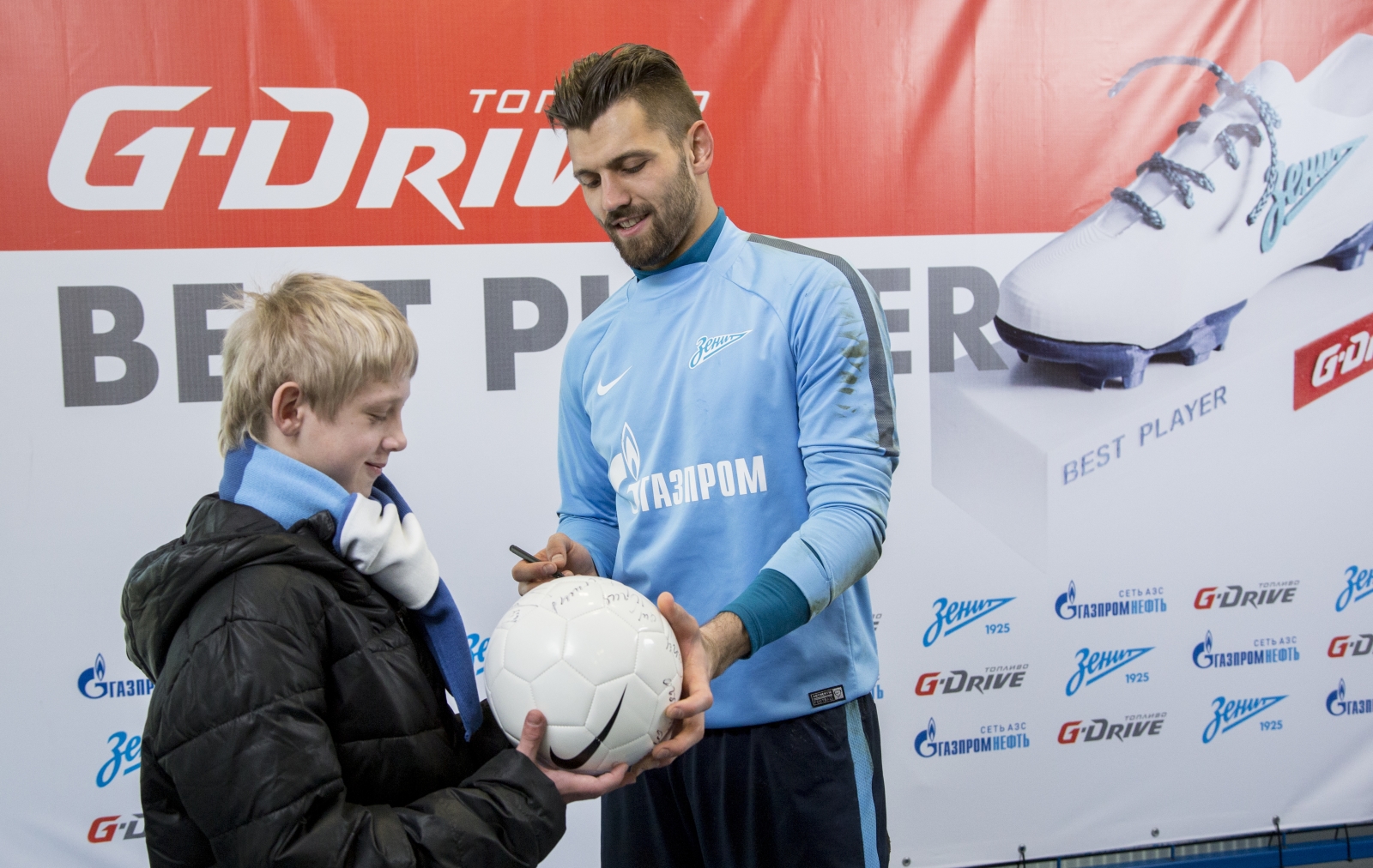 Юрий Лодыгин получил приз «G-Drive — Лучший игрок февраля»