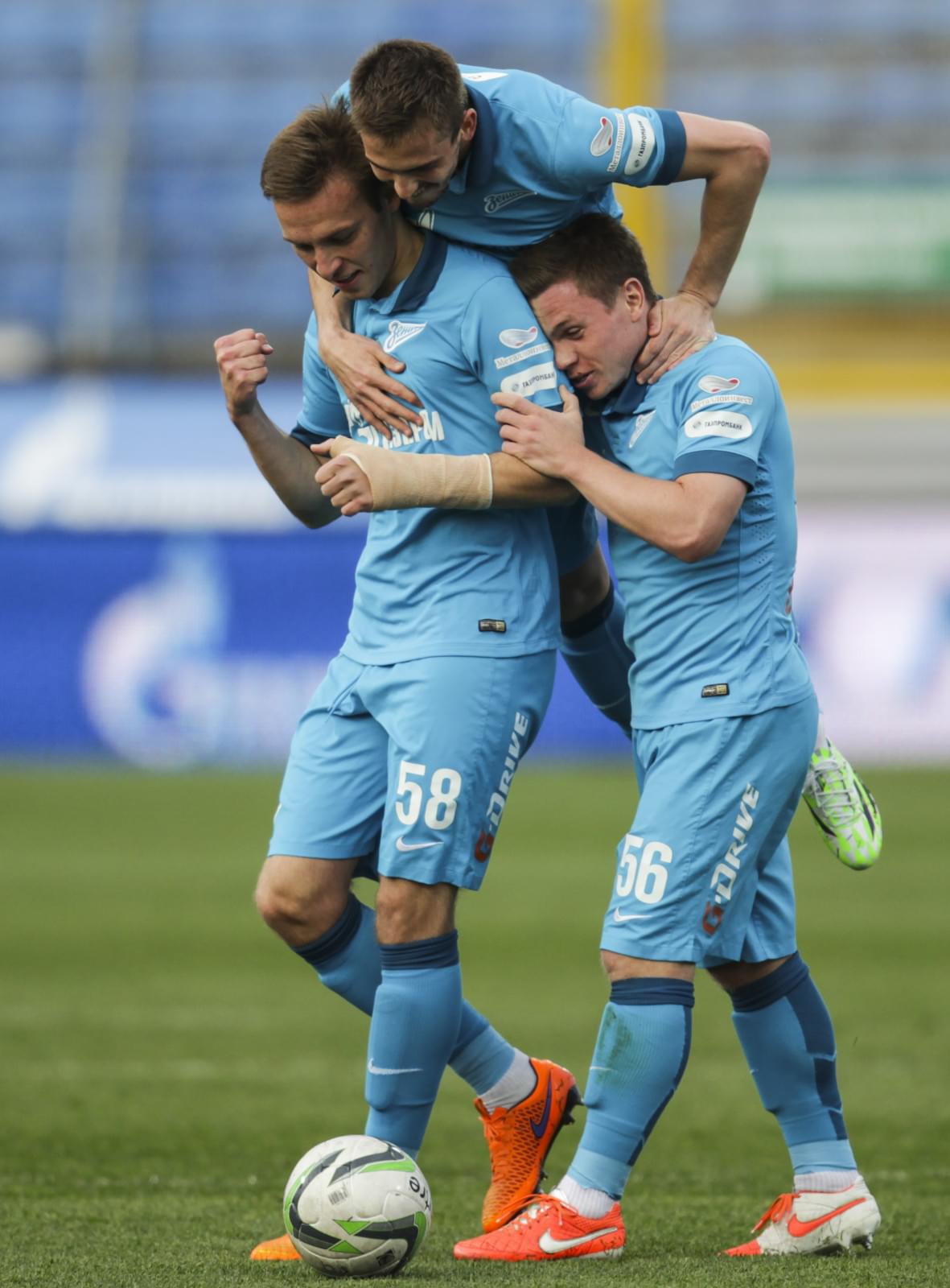 Первенство ПФЛ 2014/15, «Зенит»-2 — «Строгино»