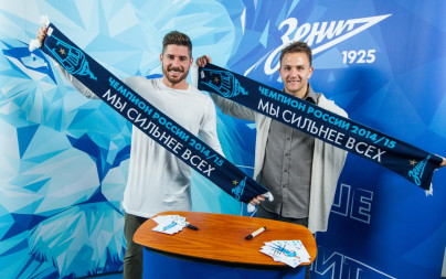 Автограф сессия Доменико Кришито и Хави Гарсия для победителей конкурса прогнозов от Газпром