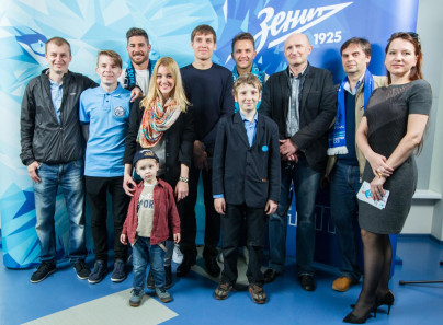 Автограф сессия Доменико Кришито и Хави Гарсия для победителей конкурса прогнозов от Газпром