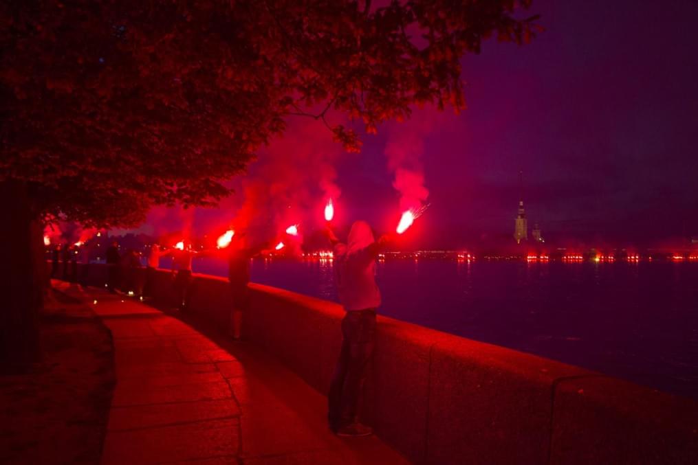 Северная столица на одну ночь превратится в сине-бело-голубой город