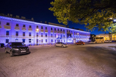 Северная столица на одну ночь превратится в сине-бело-голубой город