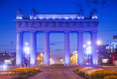 Северная столица на одну ночь превратится в сине-бело-голубой город