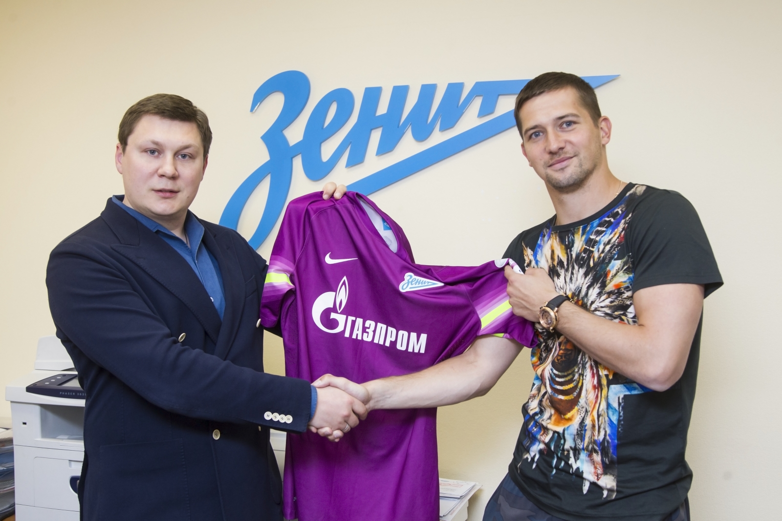 Михаил Кержаков подписал контракт с ФК «Зенит»