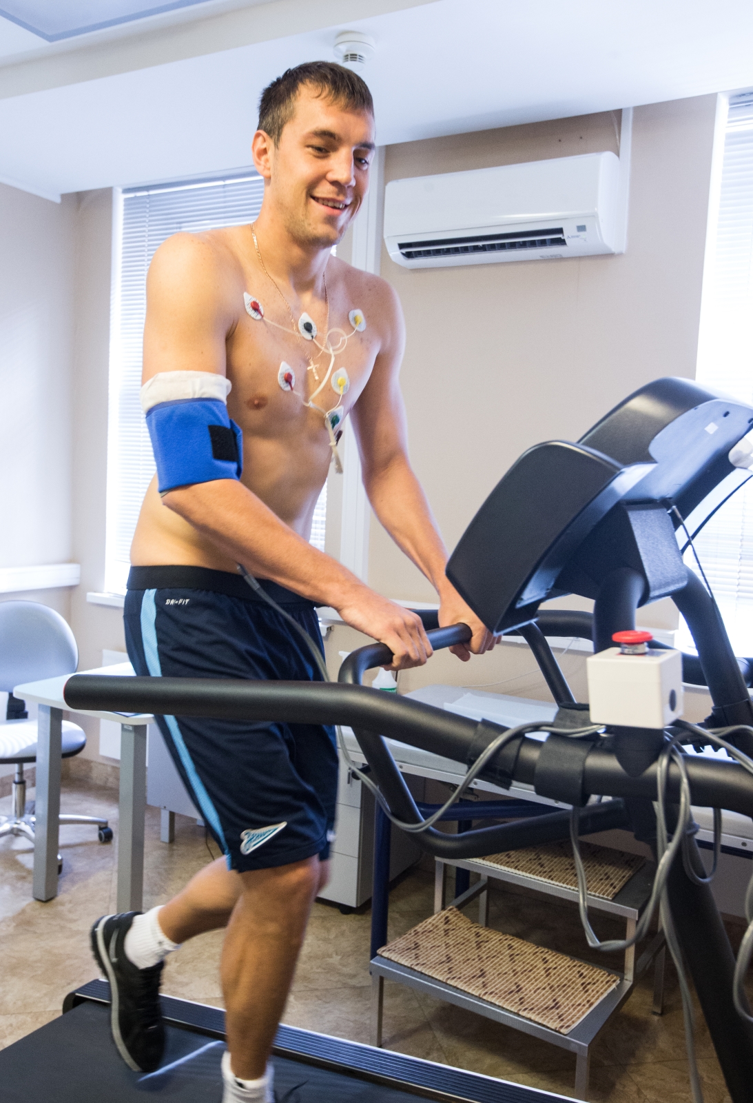 Артем Дзюба в ММЦ «СОГАЗ»