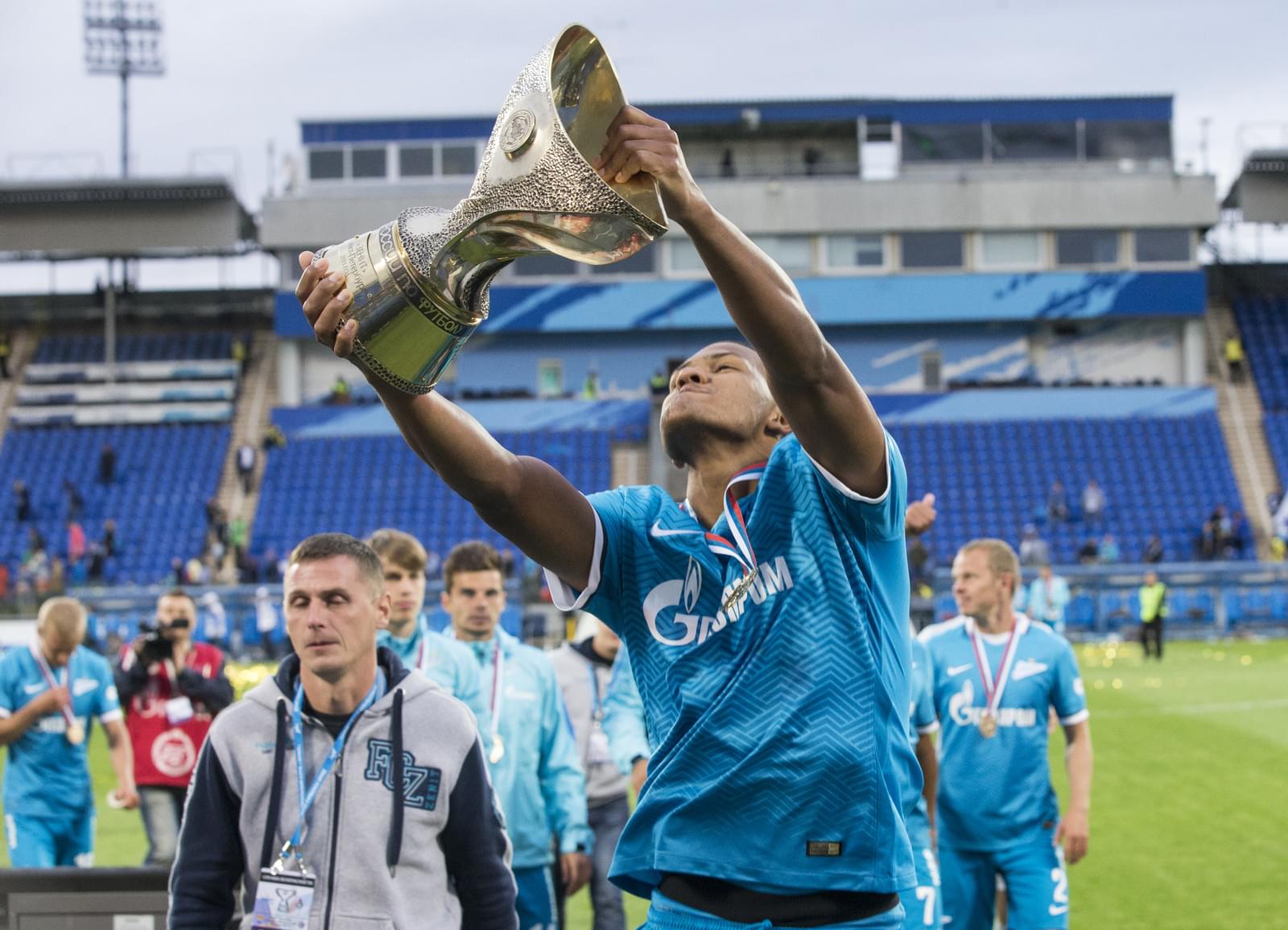 Празднование в раздевалке после матча Суперкубок России 2015, «Зенит» — «Локомотив»