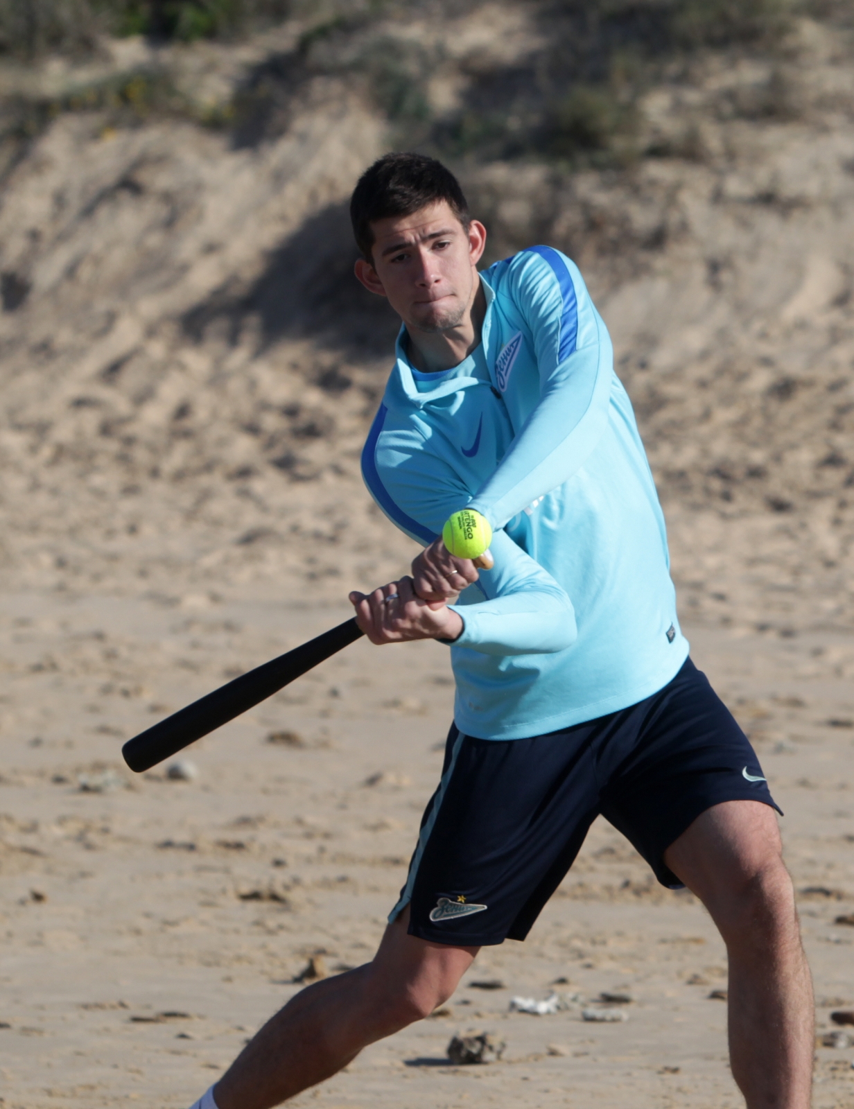 Футболисты «Зенита»-2 сыграли в лапту