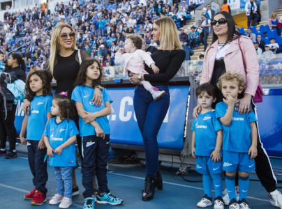 РОСГОССТРАХ Чемпионат России 2015/16, 29-й тур, «Зенит» — «Локомотив»