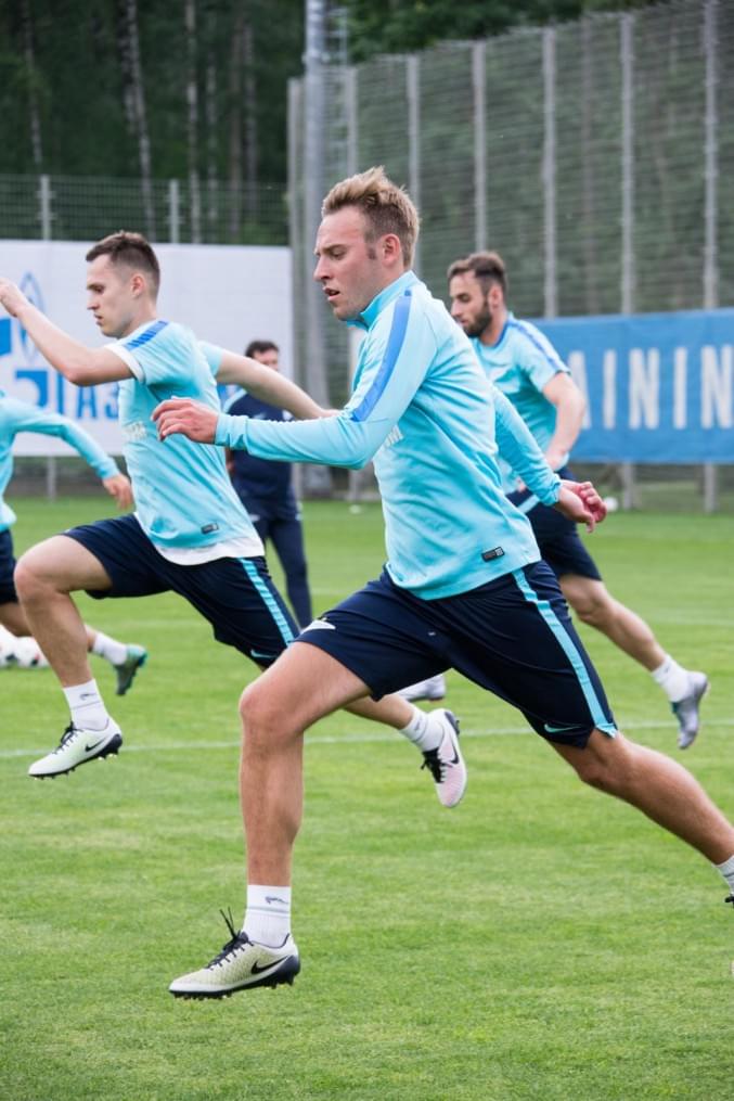 «Газпром»-тренировочные сборы: 16 июня, утренняя тренировка