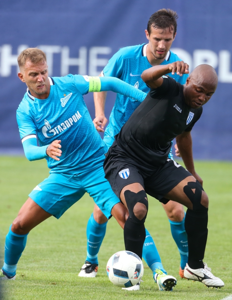 «Газпром»-тренировочные сборы в Австрии: товарищеский матч «Зенит»  —   «Университатя»