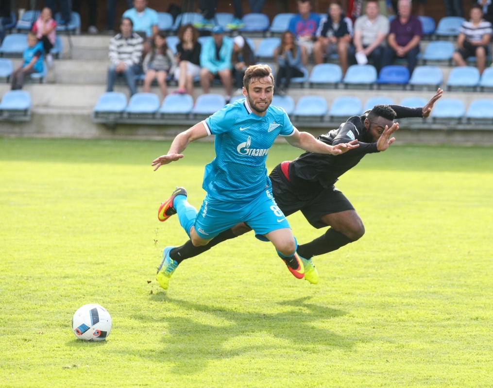 «Газпром»-тренировочные сборы в Австрии: товарищеский матч «Зенит»  —   «Университатя»