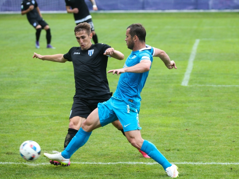 «Газпром»-тренировочные сборы в Австрии: товарищеский матч «Зенит»  —   «Университатя»