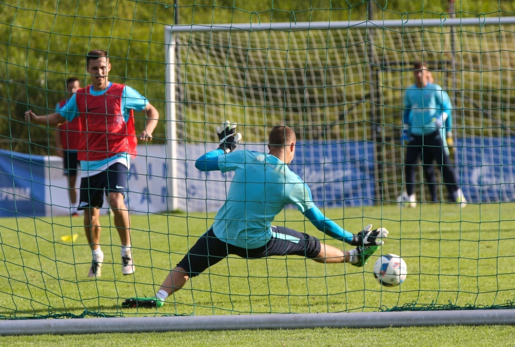 Газпром»-тренировочные сборы в Австрии: вечерняя тренировка 1 июля