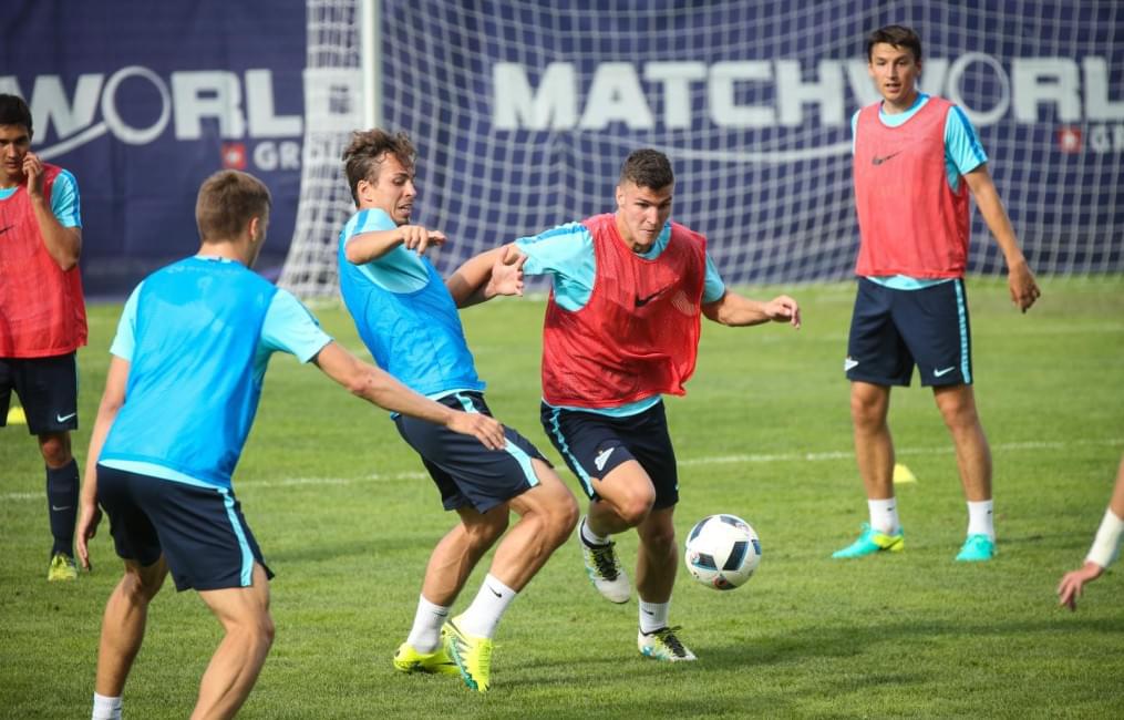 Газпром»-тренировочные сборы в Австрии: вечерняя тренировка 1 июля