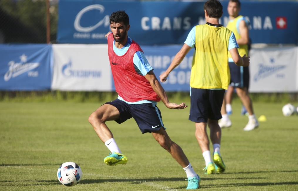 «Газпром»-тренировочные сборы в Швейцарии: вечерняя тренировка