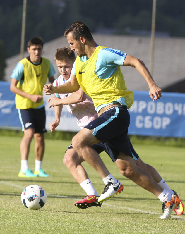 «Газпром»-тренировочные сборы в Швейцарии: вечерняя тренировка