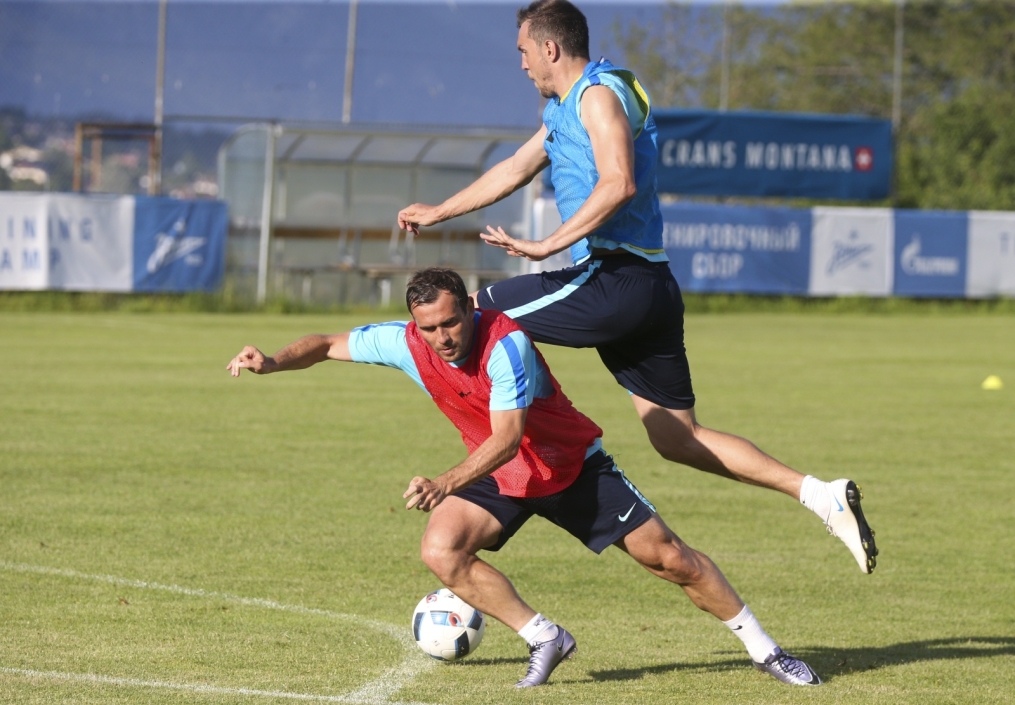 «Газпром»-тренировочные сборы в Швейцарии: вечерняя тренировка