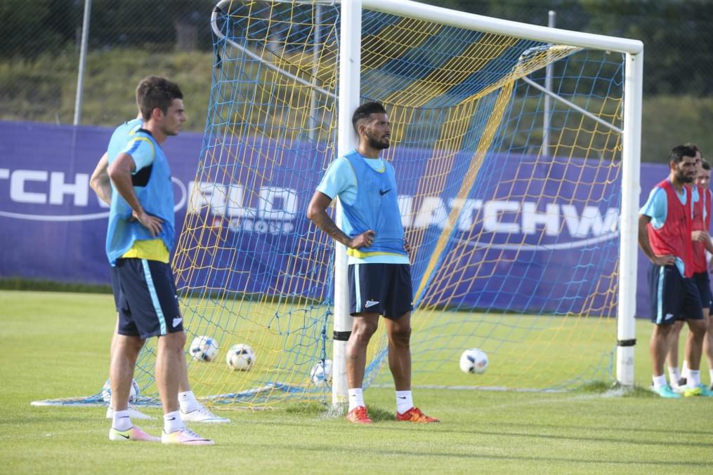 «Газпром»-тренировочные сборы в Швейцарии: вечерняя тренировка