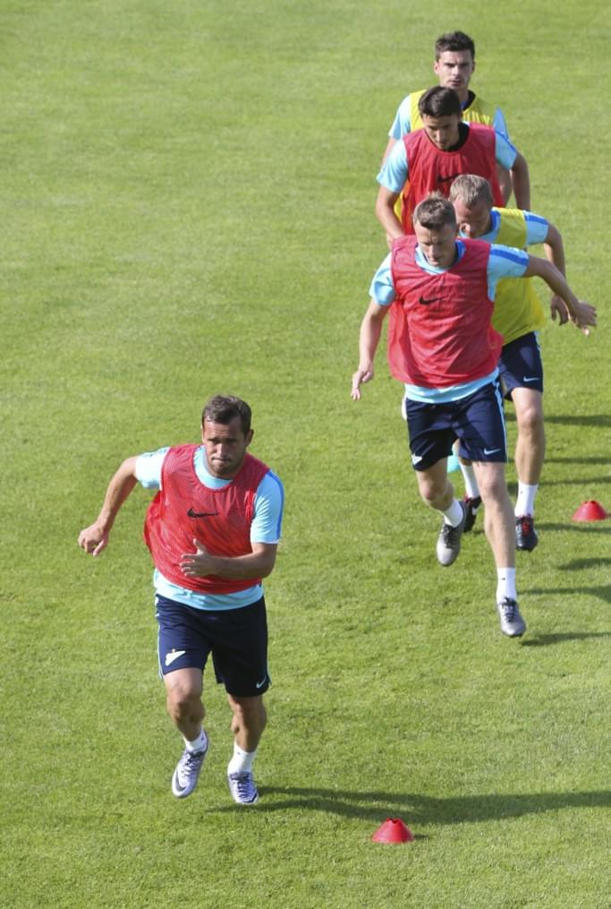 «Газпром»-тренировочные сборы в Швейцарии: вечерняя тренировка