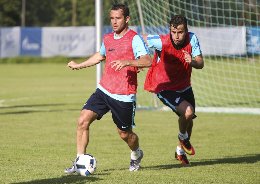 «Газпром»-тренировочные сборы в Швейцарии: вечерняя тренировка