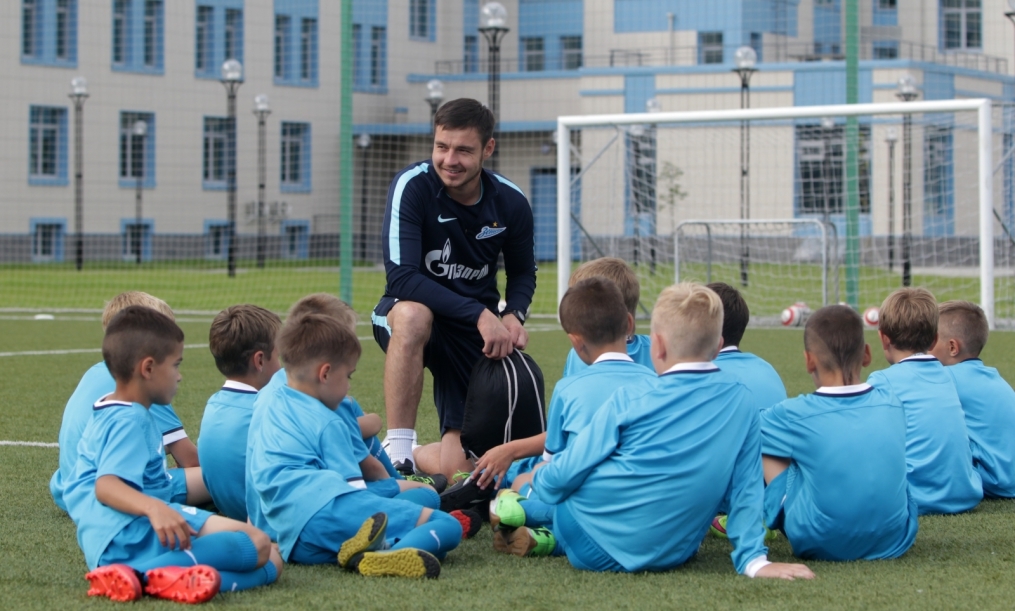 Детский футбольный лагерь в Академии «Зенита»