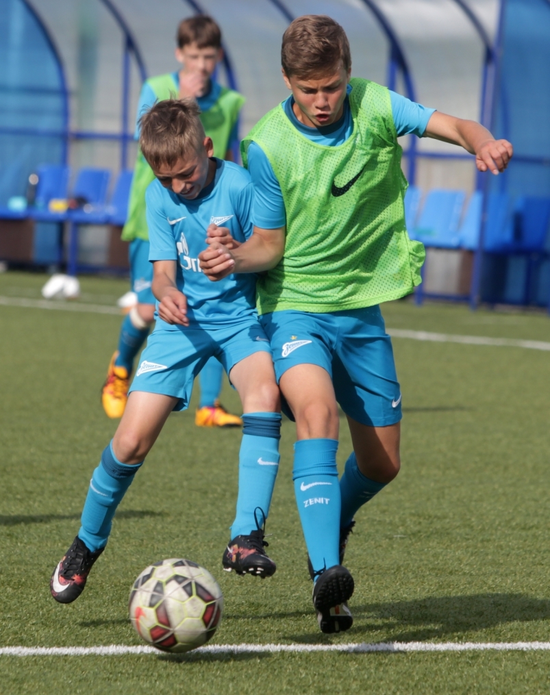 Детский футбольный лагерь в Академии «Зенита»