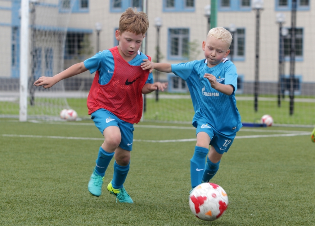 Детский футбольный лагерь в Академии «Зенита»
