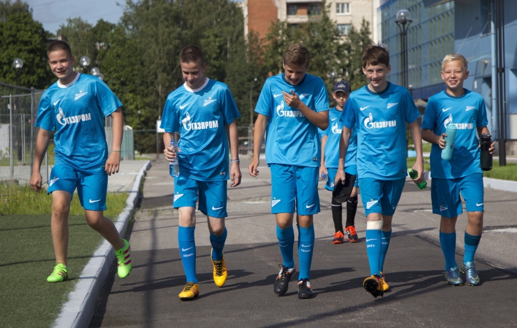 Детский футбольный лагерь в Академии «Зенита»