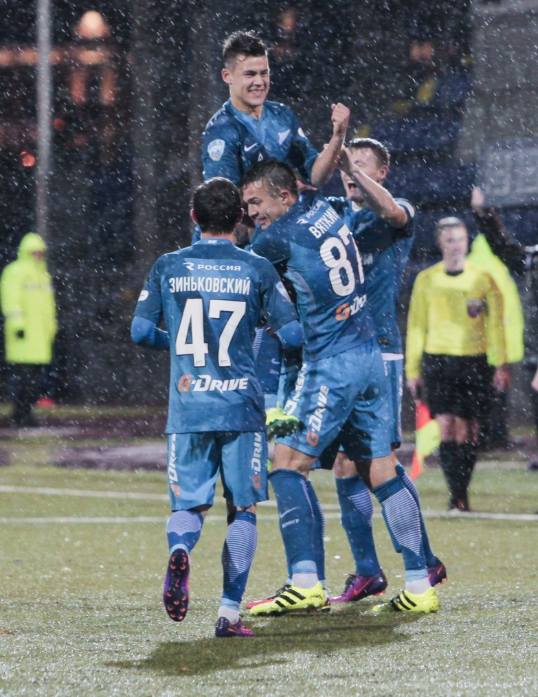 ФОНБЕТ-Первенство России среди команд клубов ФНЛ «Зенит»-2 — «Сибирь»