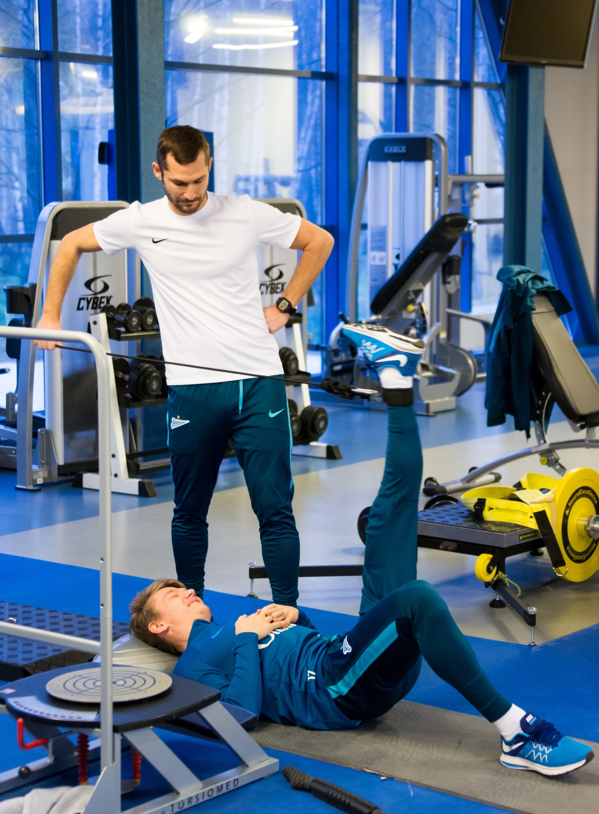 Тренировка «Зенита» перед матчем против «Маккаби»: фоторепортаж из «Газпром» — тренировочного центра.