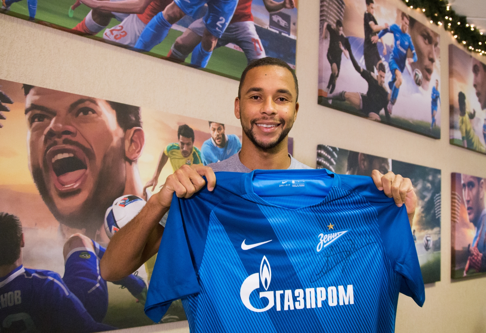 Эрнани, заключил контракт с «Зенитом»