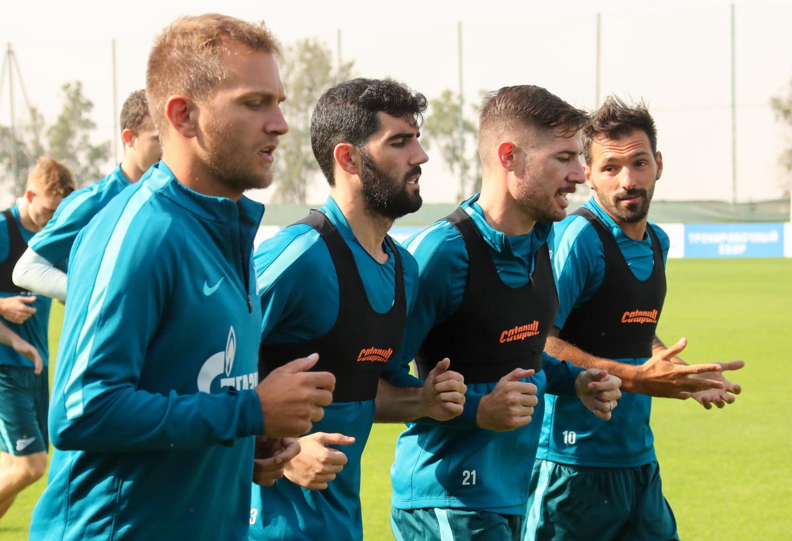 «Газпром»-тренировочные сборы в Дубае: 12 января, утренняя тренировка