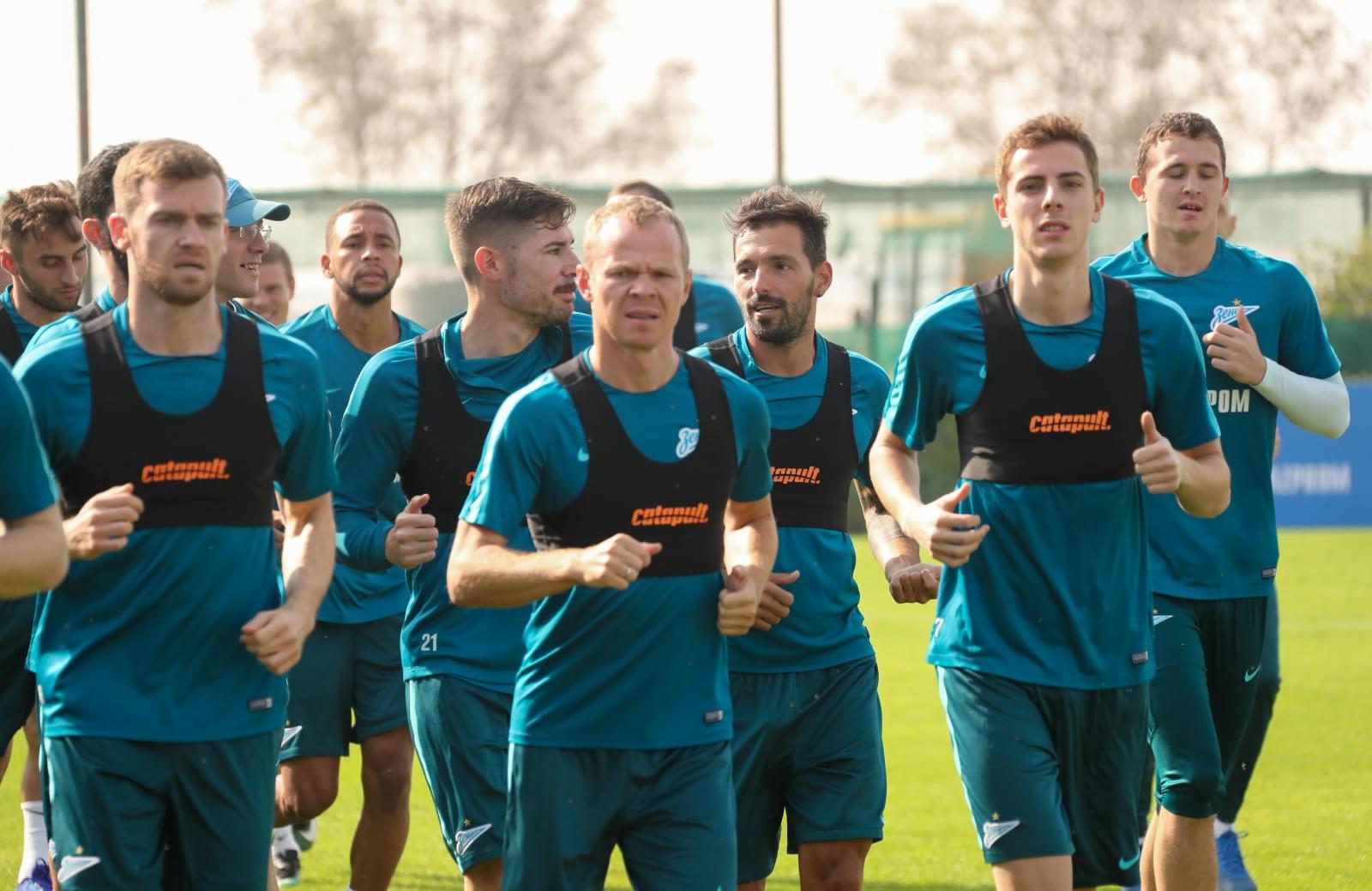 «Газпром»-тренировочные сборы в Дубае: 12 января, утренняя тренировка