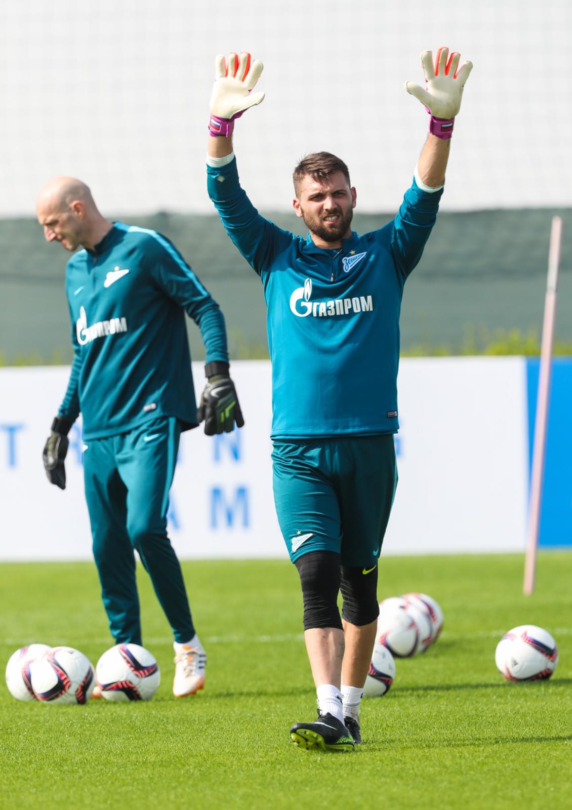 «Газпром»-тренировочные сборы в Дубае: 12 января, утренняя тренировка