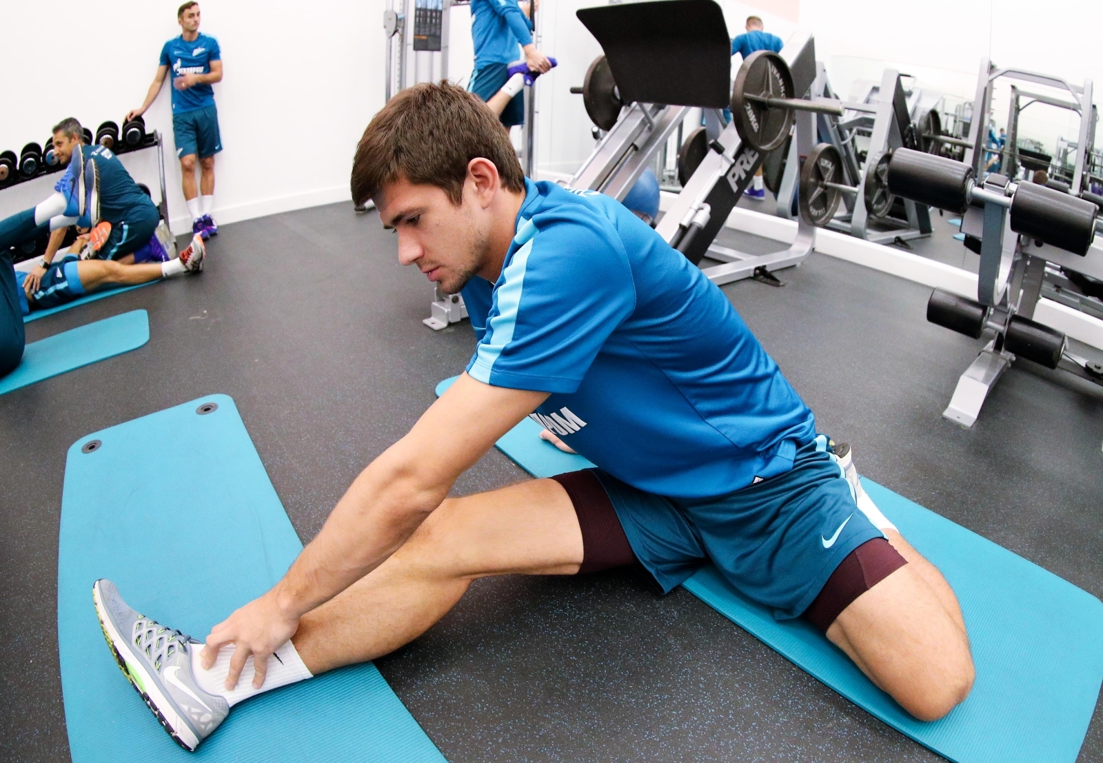 «Газпром»-тренировочные сборы в Дубае: 19 января, утренняя тренировка