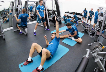 «Газпром»-тренировочные сборы в Дубае: 19 января, утренняя тренировка