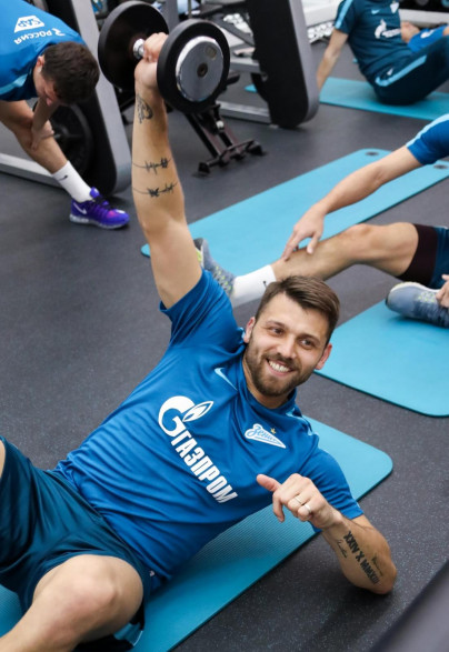 «Газпром»-тренировочные сборы в Дубае: 19 января, утренняя тренировка