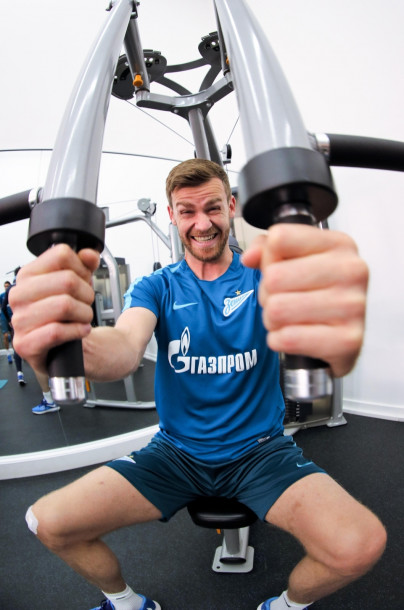 «Газпром»-тренировочные сборы в Дубае: 19 января, утренняя тренировка