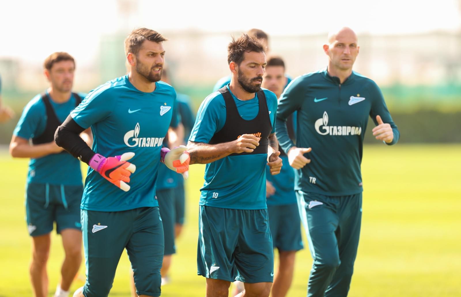 «Газпром»-тренировочные сборы в Дубае: 20 января, утренняя тренировка