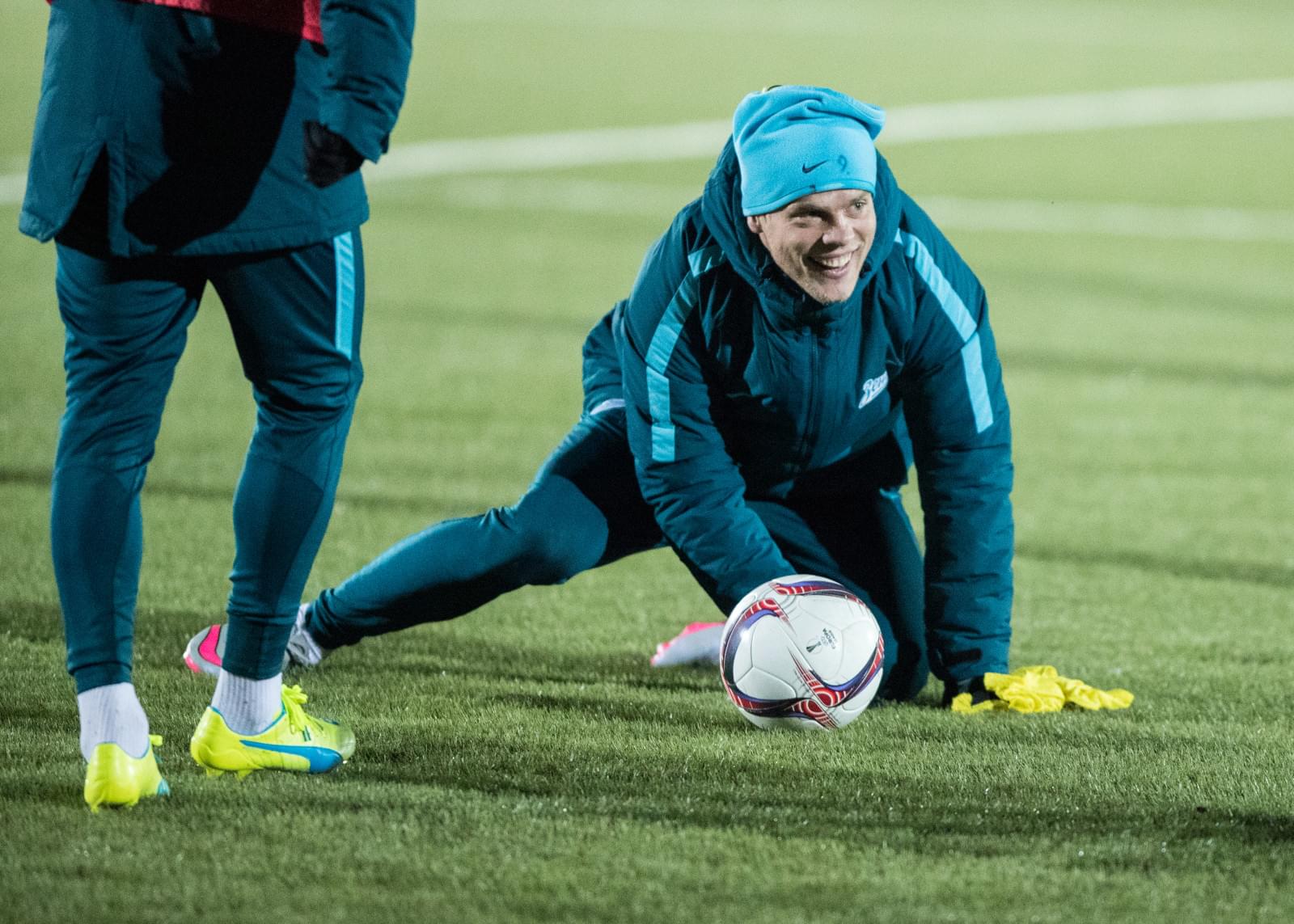 Тренировка «Зенита» перед сборами в Испании