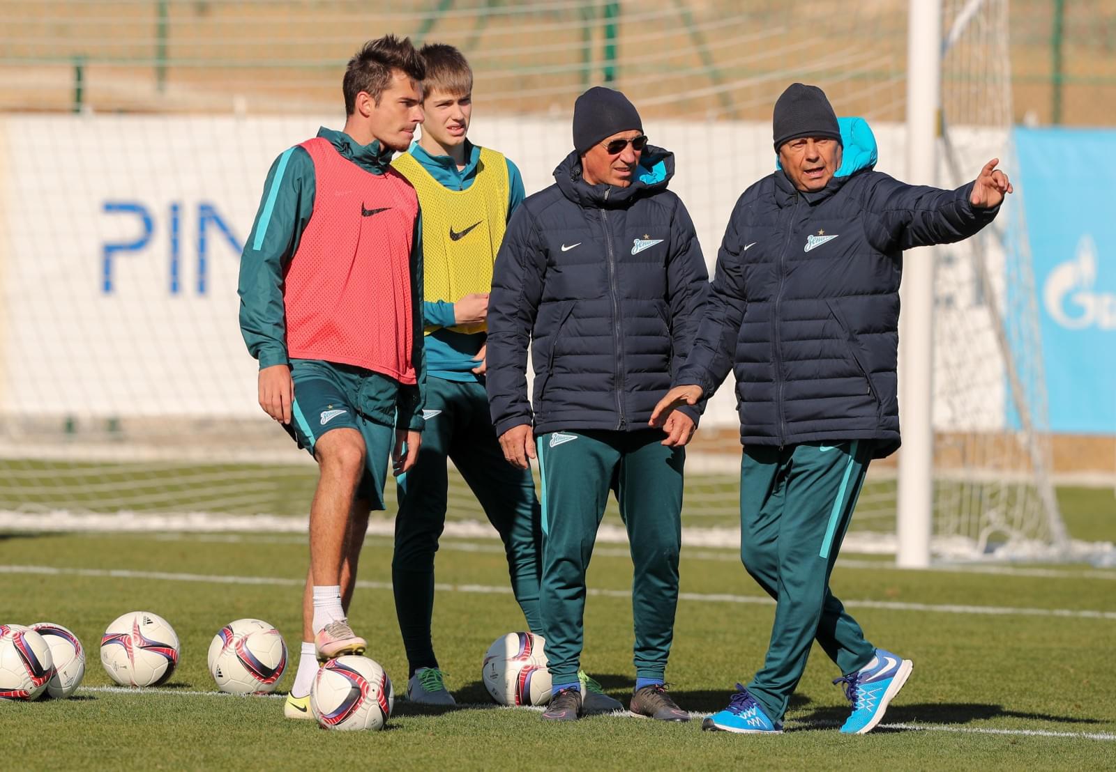 Вторые «Газпром»-тренировочные сборы в Испании: 28 января, утренняя тренировка