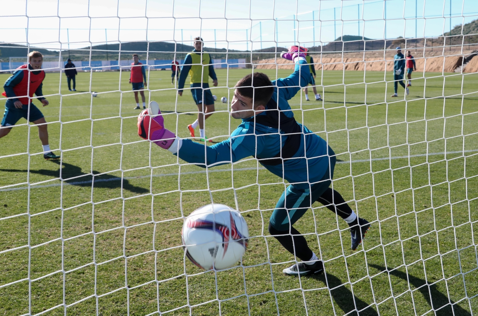 Вторые «Газпром»-тренировочные сборы в Испании: 28 января, утренняя тренировка