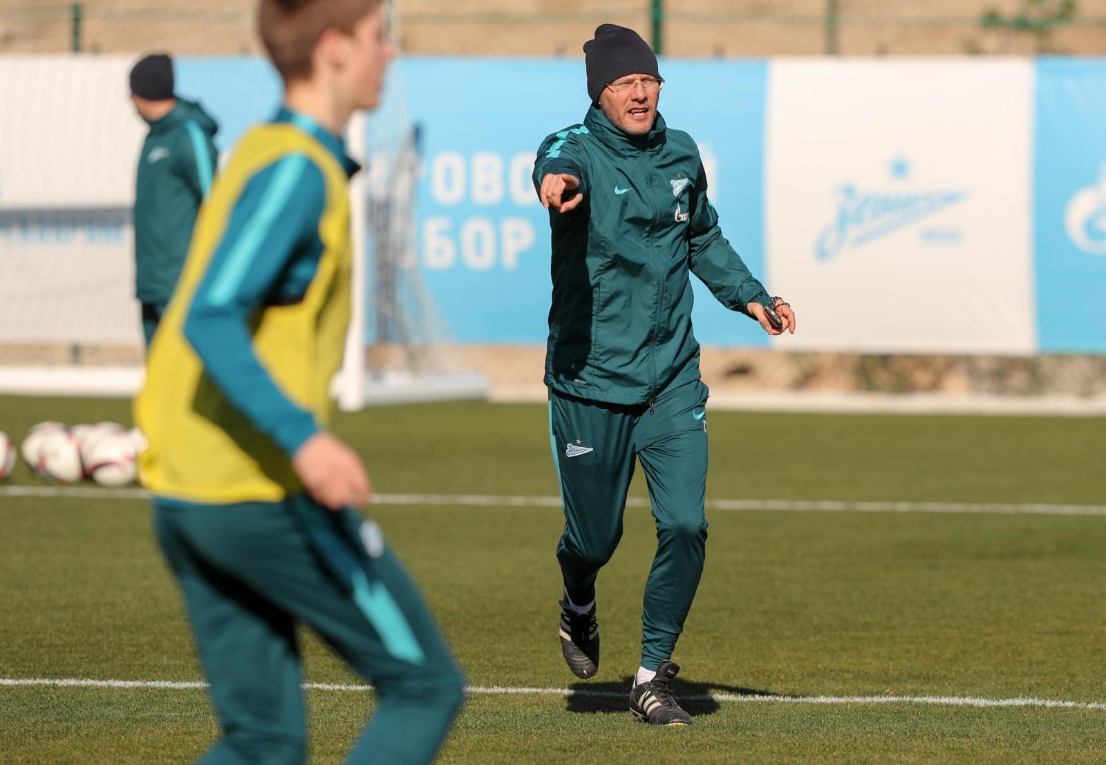 Вторые «Газпром»-тренировочные сборы в Испании: 28 января, утренняя тренировка