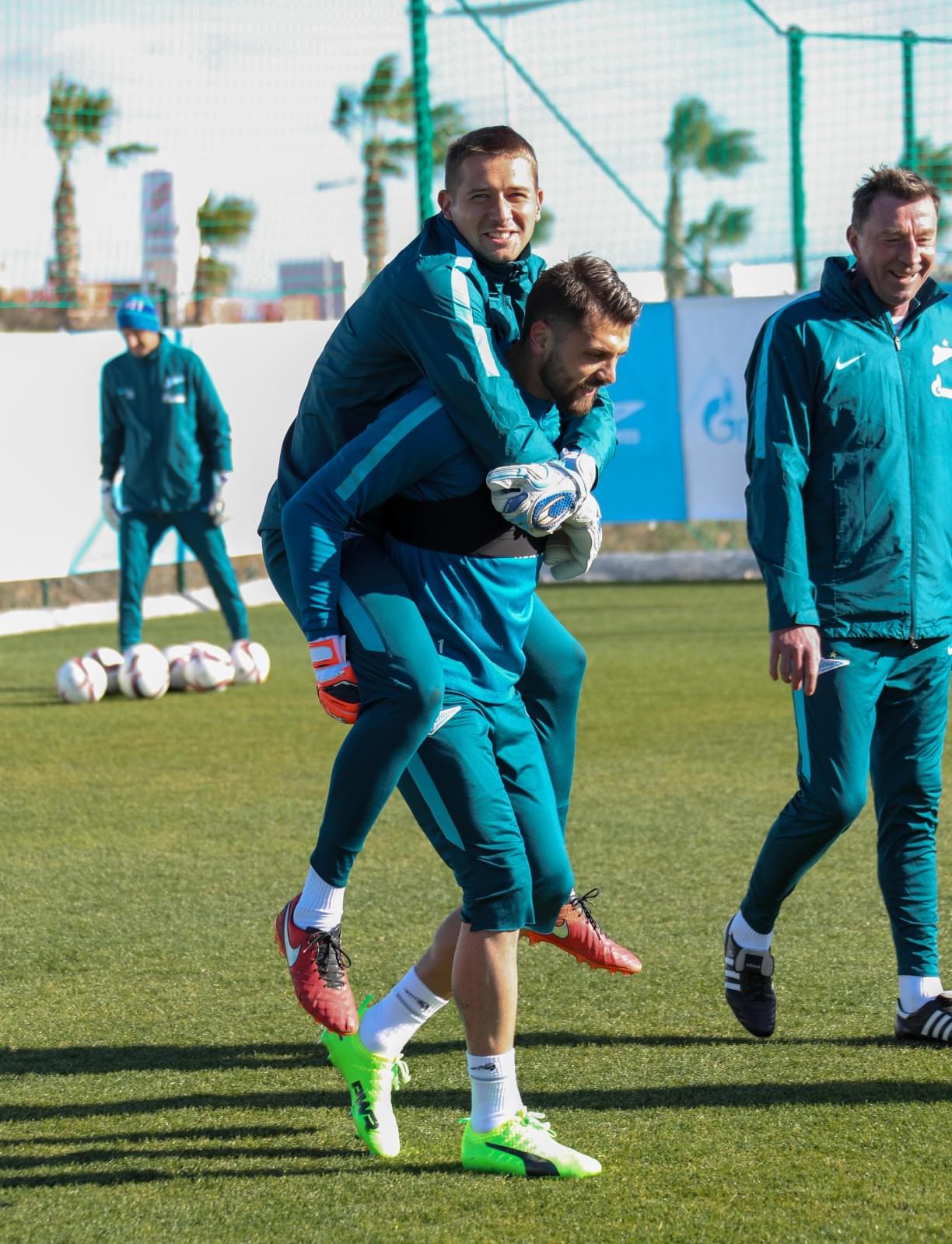 Вторые «Газпром»-тренировочные сборы в Испании: 28 января, утренняя тренировка