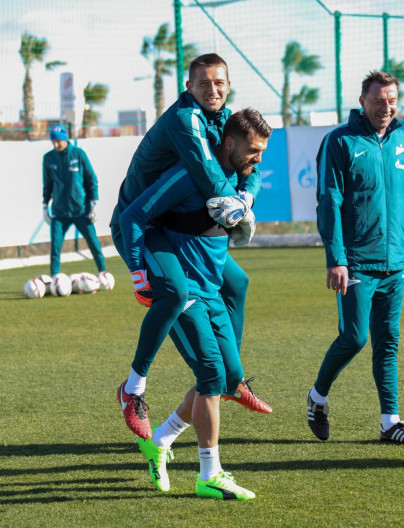 Вторые «Газпром»-тренировочные сборы в Испании: 28 января, утренняя тренировка