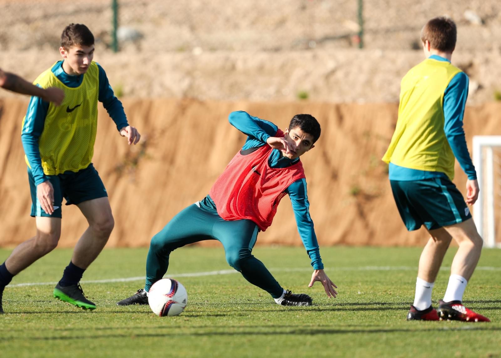 Вторые «Газпром»-тренировочные сборы в Испании: 31 января, утренняя тренировка