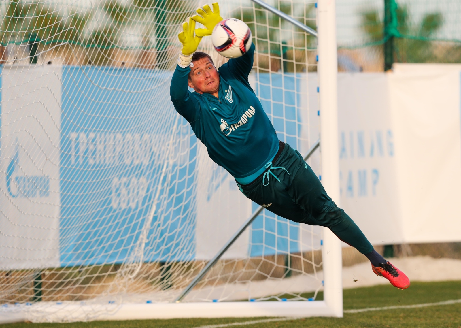 Вторые «Газпром»-тренировочные сборы в Испании: 31 января, вечерняя тренировка